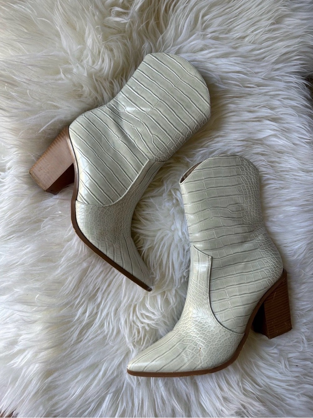 White Crocodile Boots 8